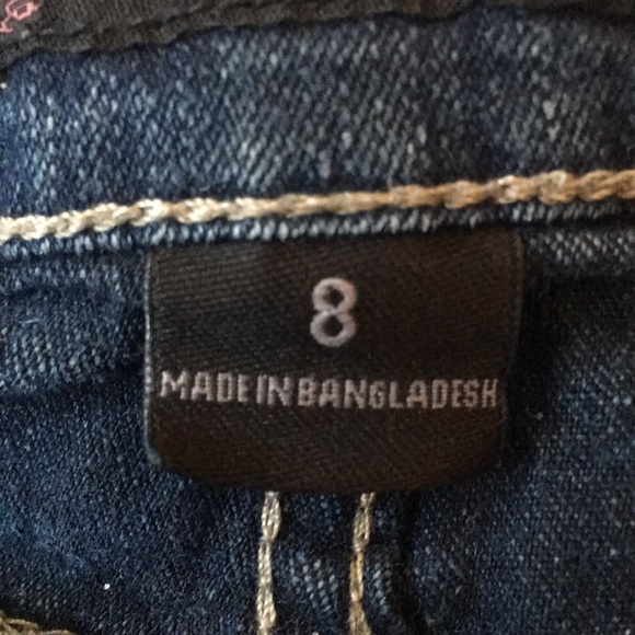 Bermuda Jean Shorts - Picture 2 of 4